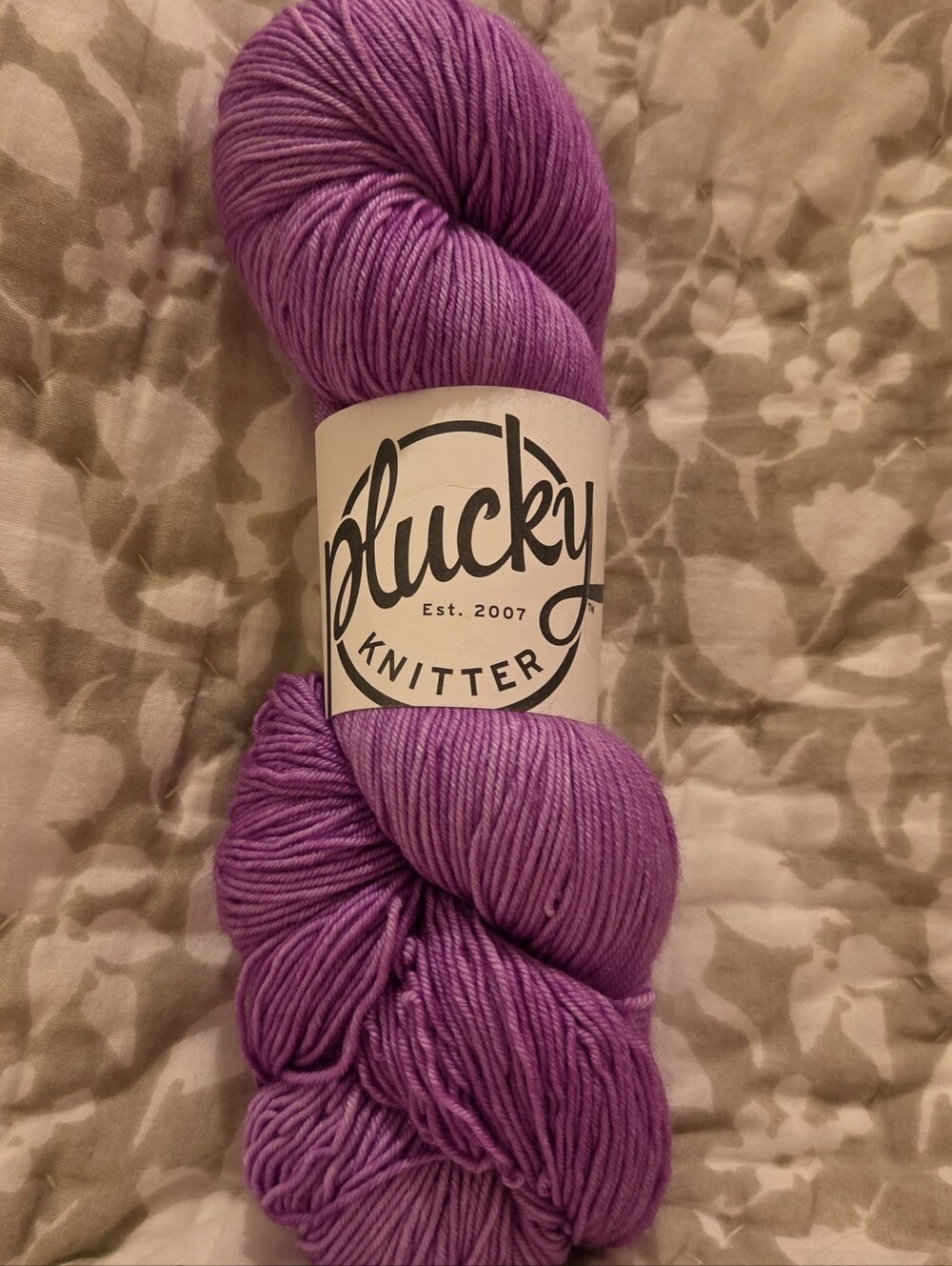 PLUCKY KNITTER YARN SOLO, 80% Merino / 20% Mulberry Silk 475 Yards